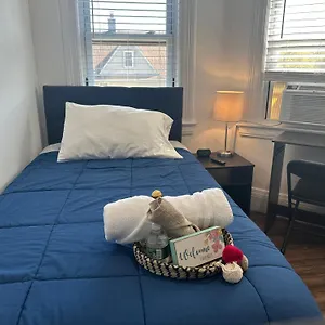 https://cozy-private-bedrooms-kitchen-wifi.us-newyorkcity.com