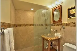 https://hale-kai.hotelsinhawaii.org