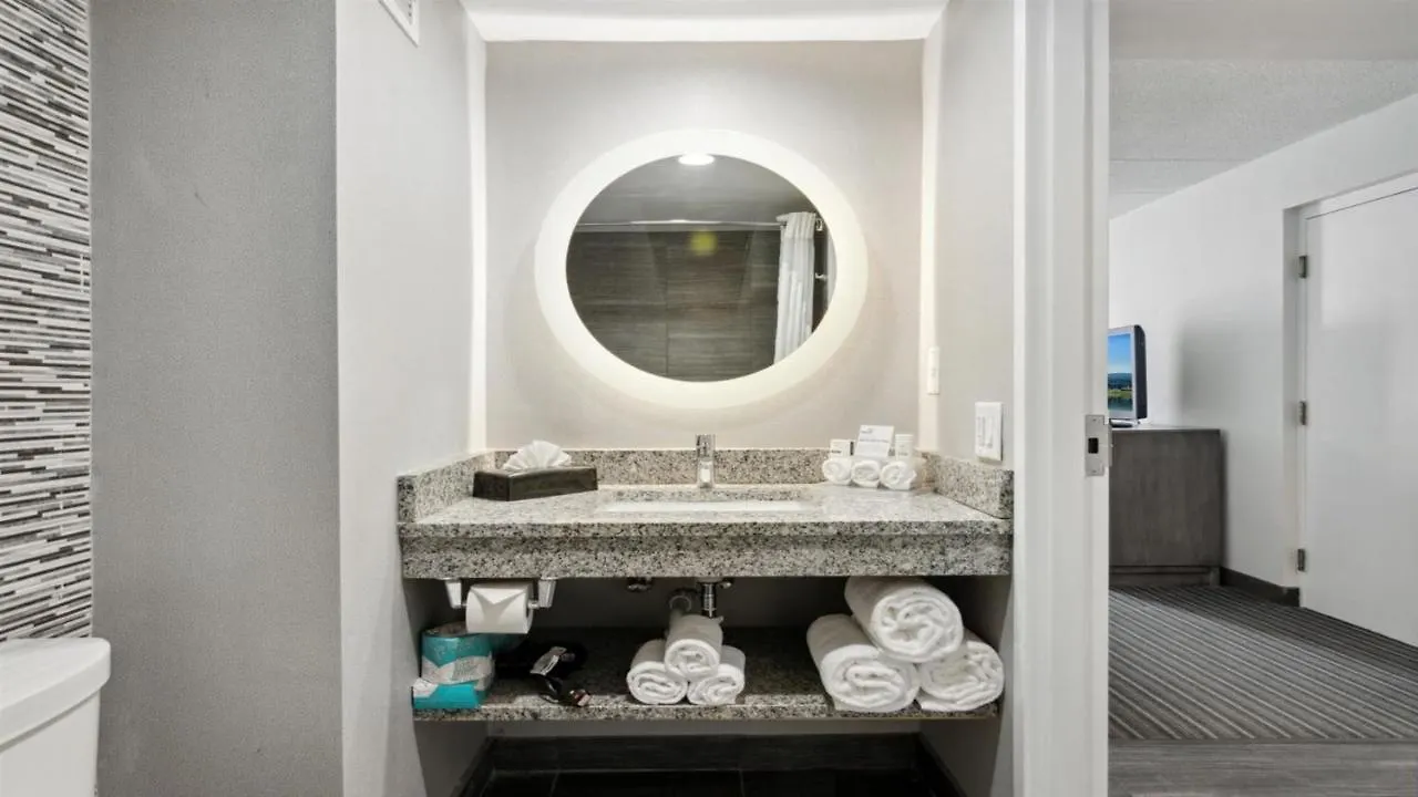 Holiday Inn Express Williamsburg North By Ihg Resort