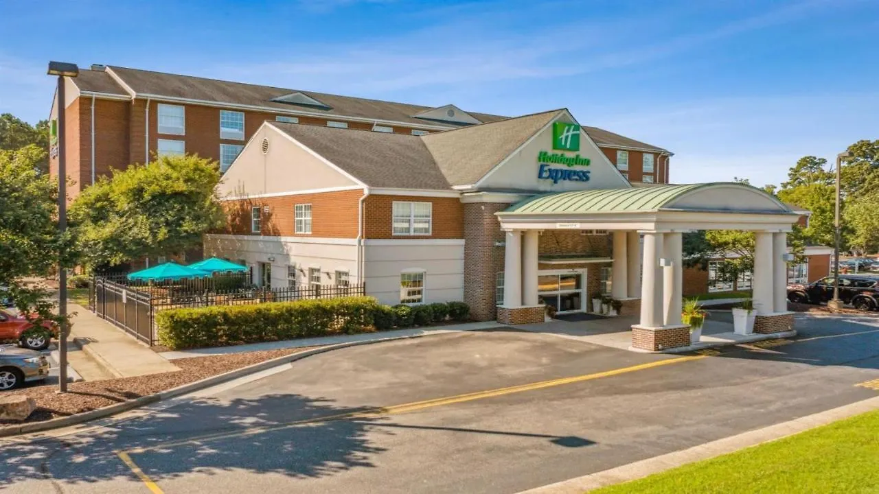 Holiday Inn Express Williamsburg North By Ihg 2*,  United States