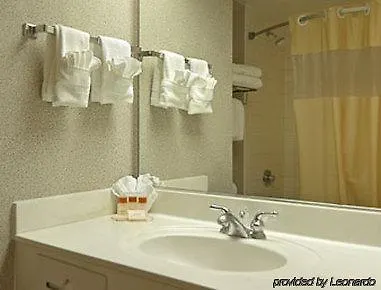 Holiday Inn Express Williamsburg North By Ihg Resort